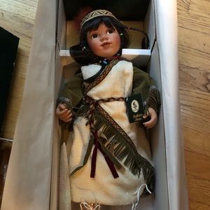 Vintage Geppeddo Native American Collector Doll - Anoki -Native American